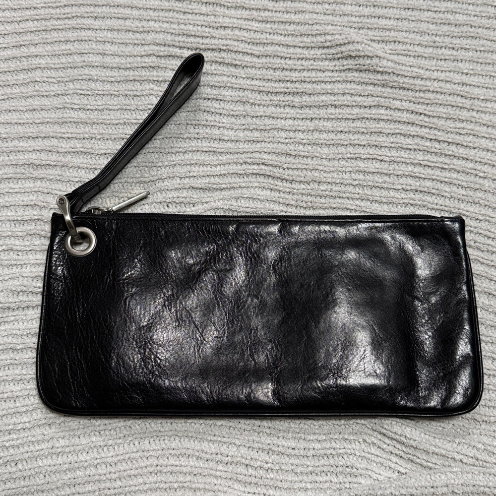 Hobo Vida Black Leather Wristlet - Picture 10 of 12